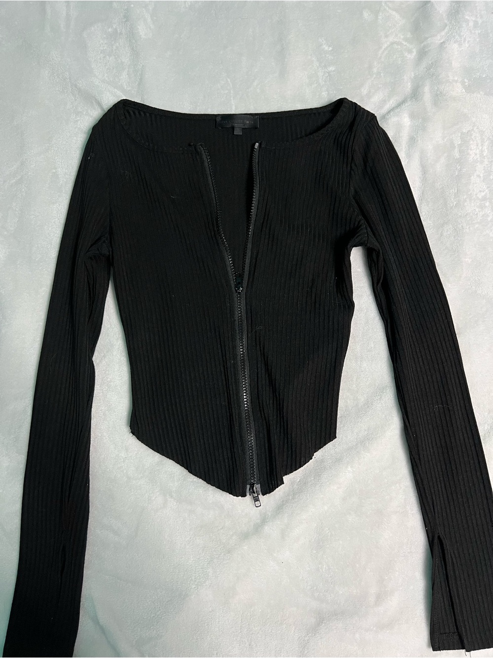 SHEIN Black Ribbed Zip-Up Crop Top
